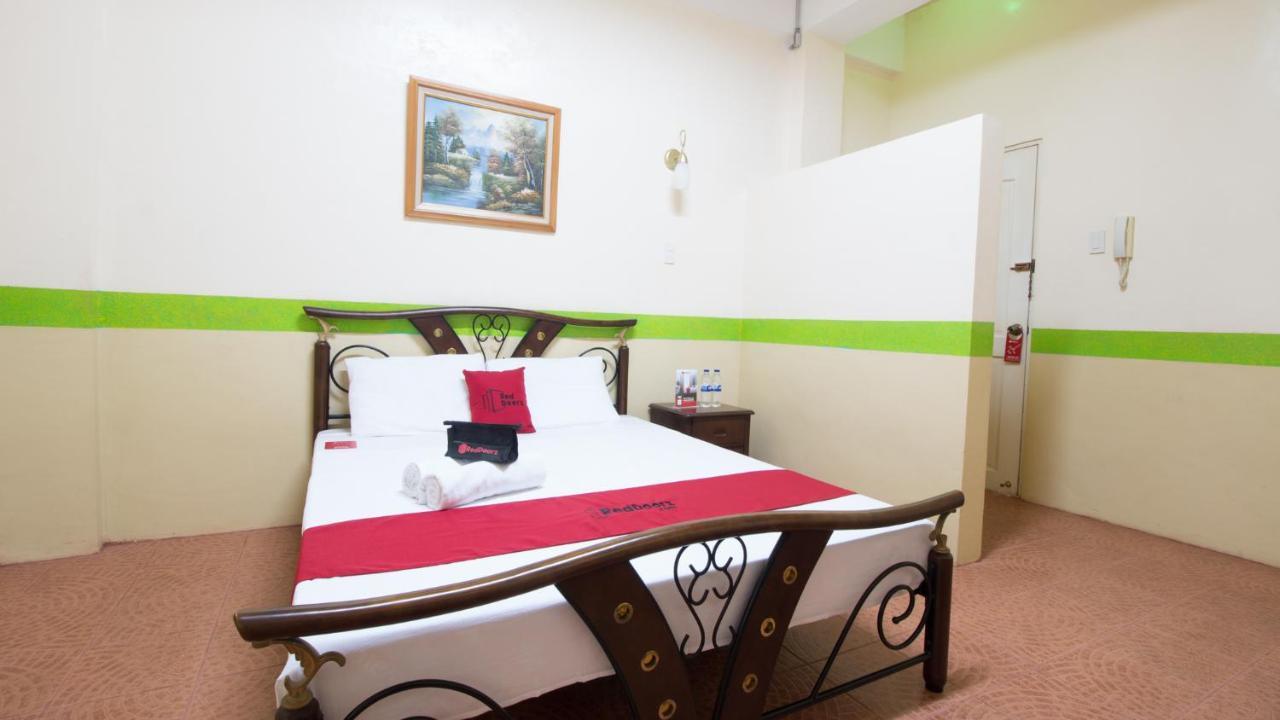 Reddoorz At Praferosa Resort Hotel Calamba Eksteriør bilde